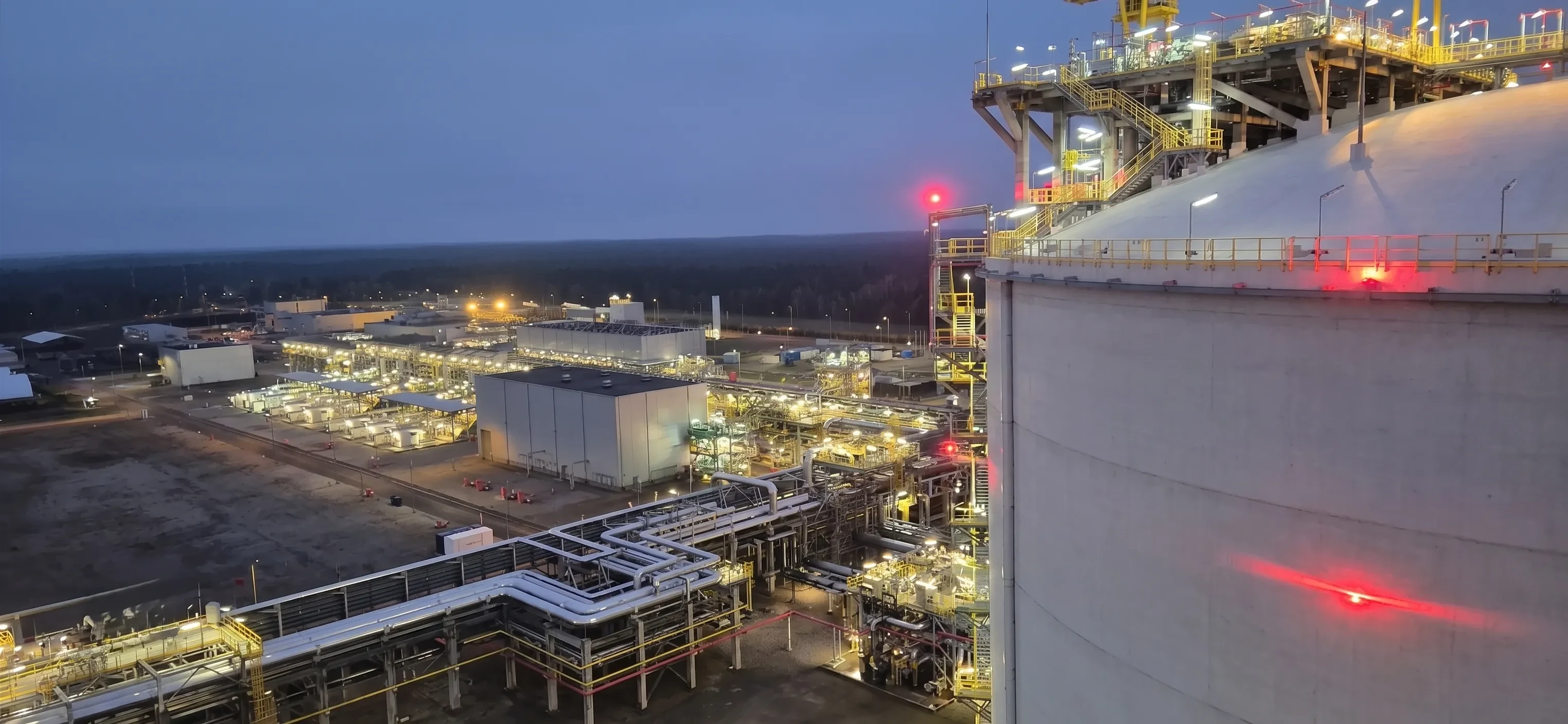 Przemysłowa instalacja z elektrycznymi systemami grzewczymi OWITERM